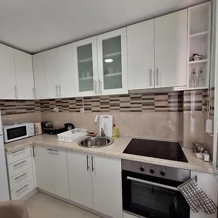 Daisy Apartment *